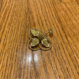 VINTAGE BROOCH